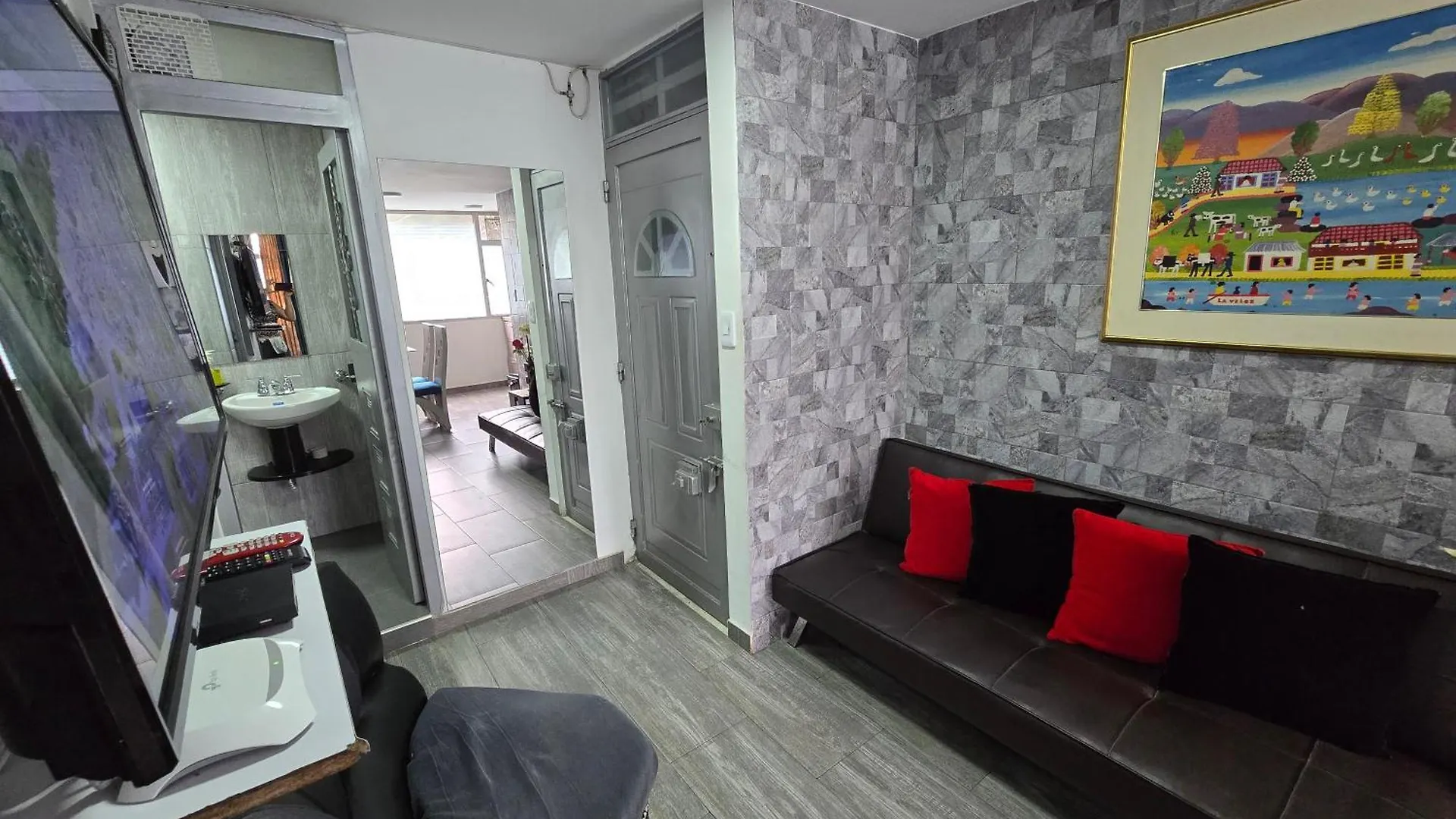 Apartamento Portal El Dorado, A Solo 5 Min Del Aeropuerto, Vias, Cll 26 Bogotá 0*,  Kolumbie