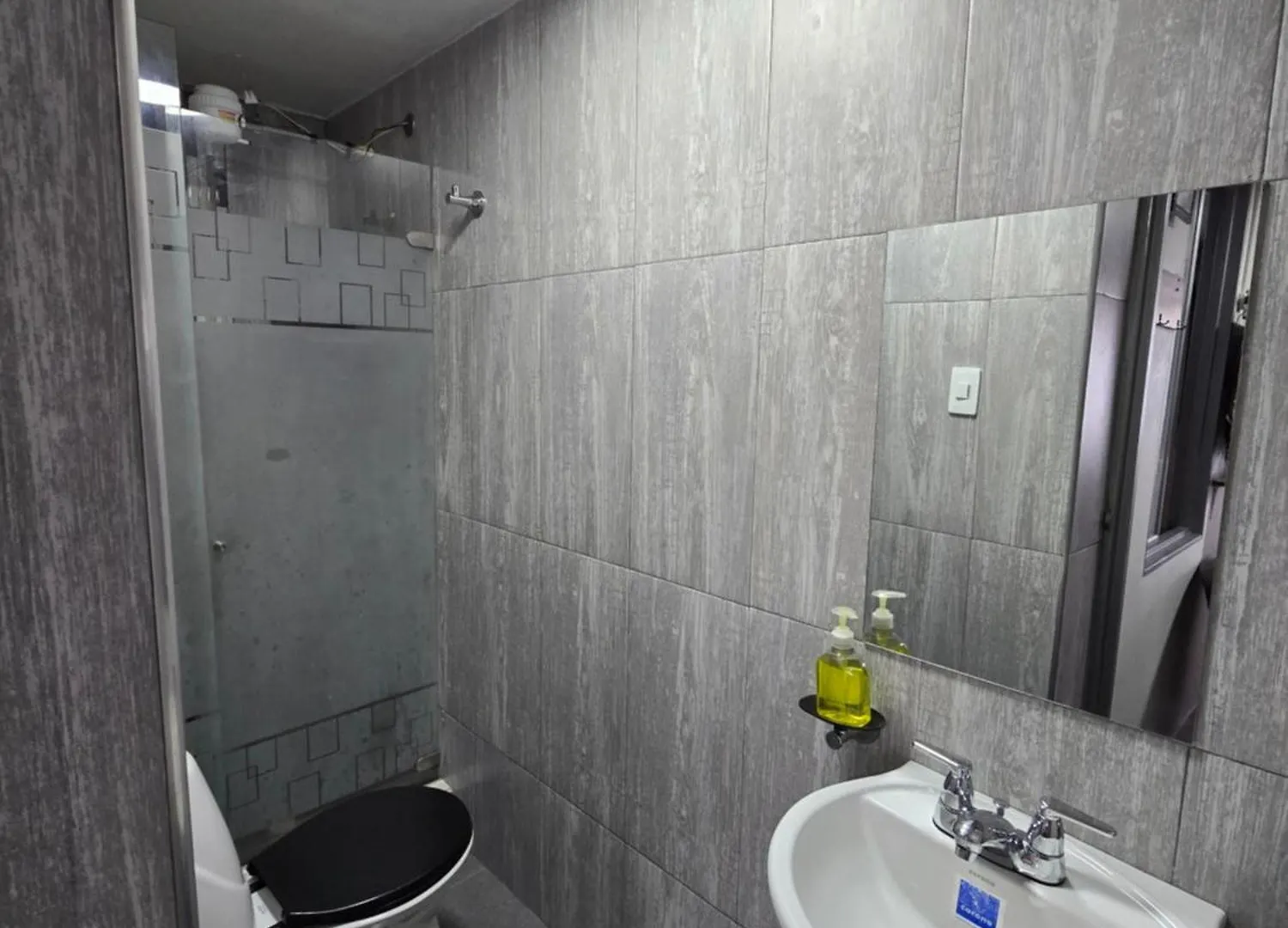 アパート Apartamento Portal El Dorado, A Solo 5 Min Del Aeropuerto, Vias, Cll 26 ボゴタ